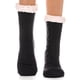 thumbnail image 1 of Calcetines Pantuflas de Mujer EBMORE, Peludos, Cálidos y Acogedores para Invierno, Color Negro, 1 of 6