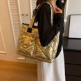 thumbnail image 2 of Bolso Tote Cloud para Mujer Bolsos Acolchados Versátiles para Fiestas Viajes (dorado), 2 of 9