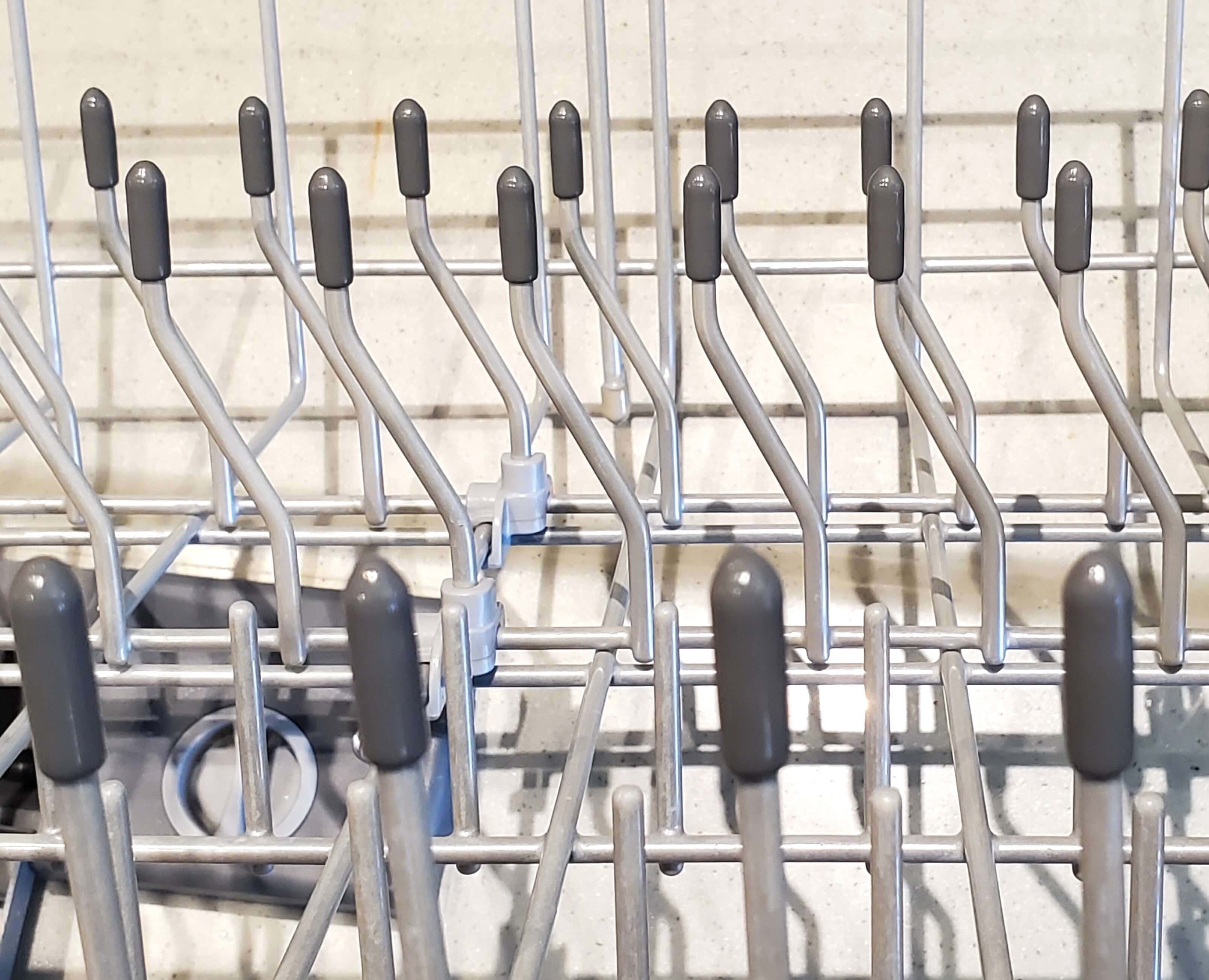 Uber Goop™ Dark Grey Dishwasher Rack Repair Coating Kit w/130 caps - 1/2 oz