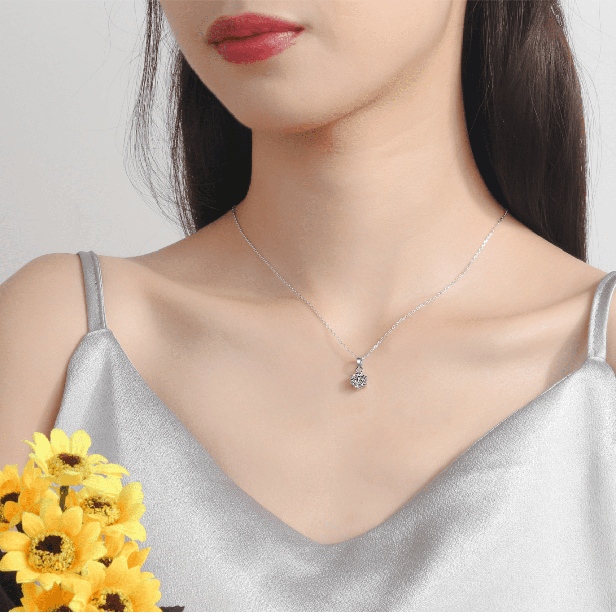 925 Sterling Silver Necklace Women 1 Carat Moissanite Six
