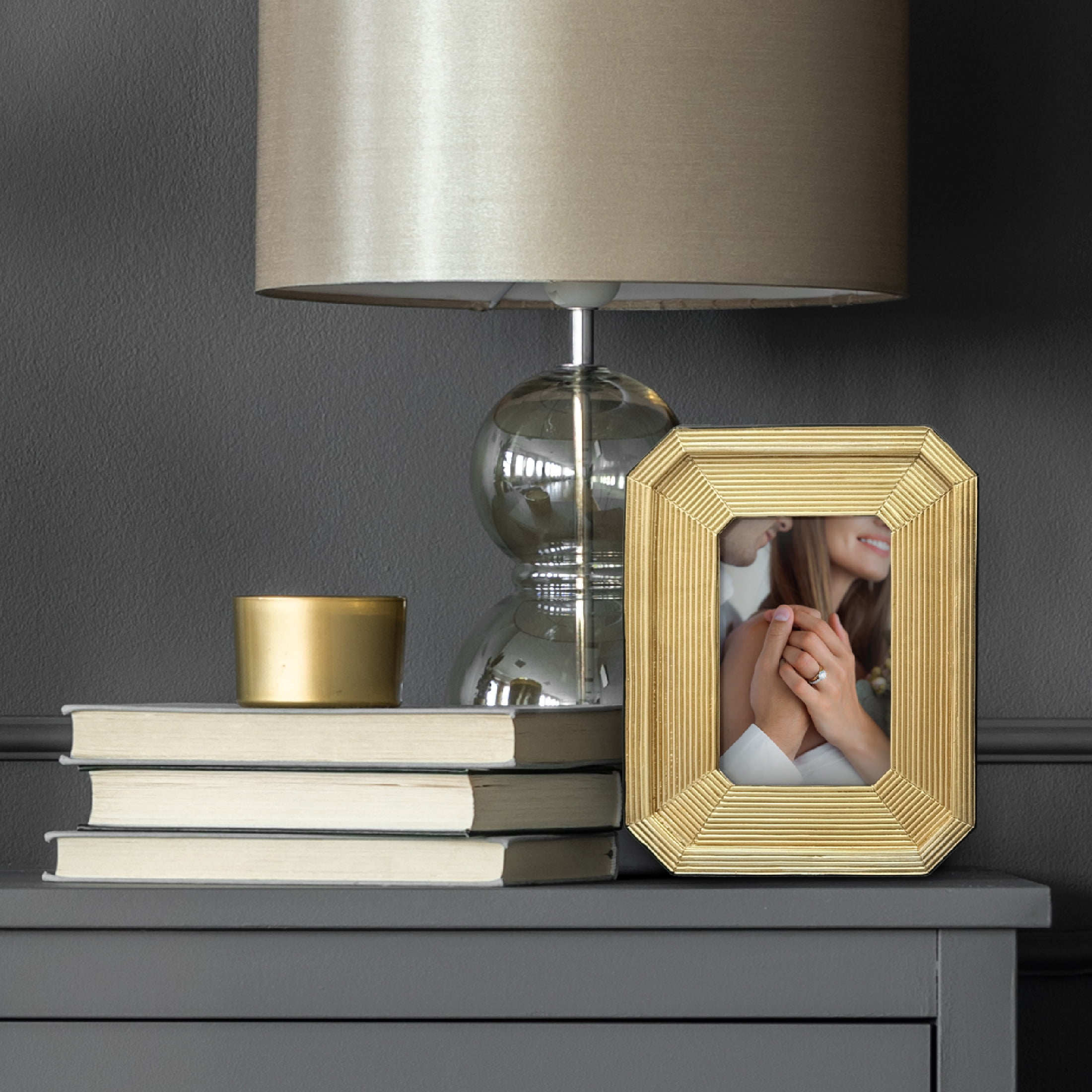 4x6 Gold Beveled Edge Picture Frame