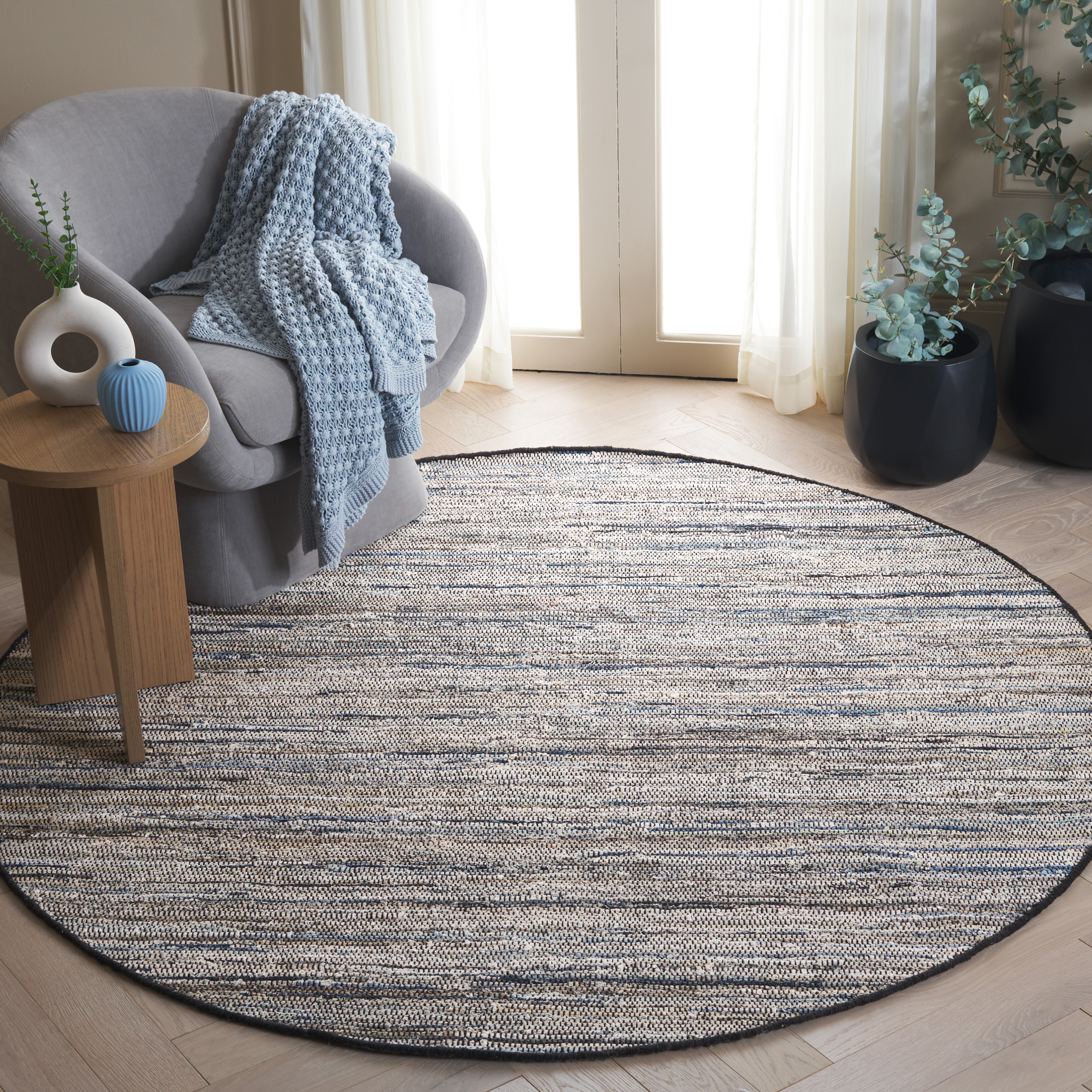 SAFAVIEH Rag Rug LACEWORK Distressed Area Rug, Light Blue/Black, 6' x 6' Round