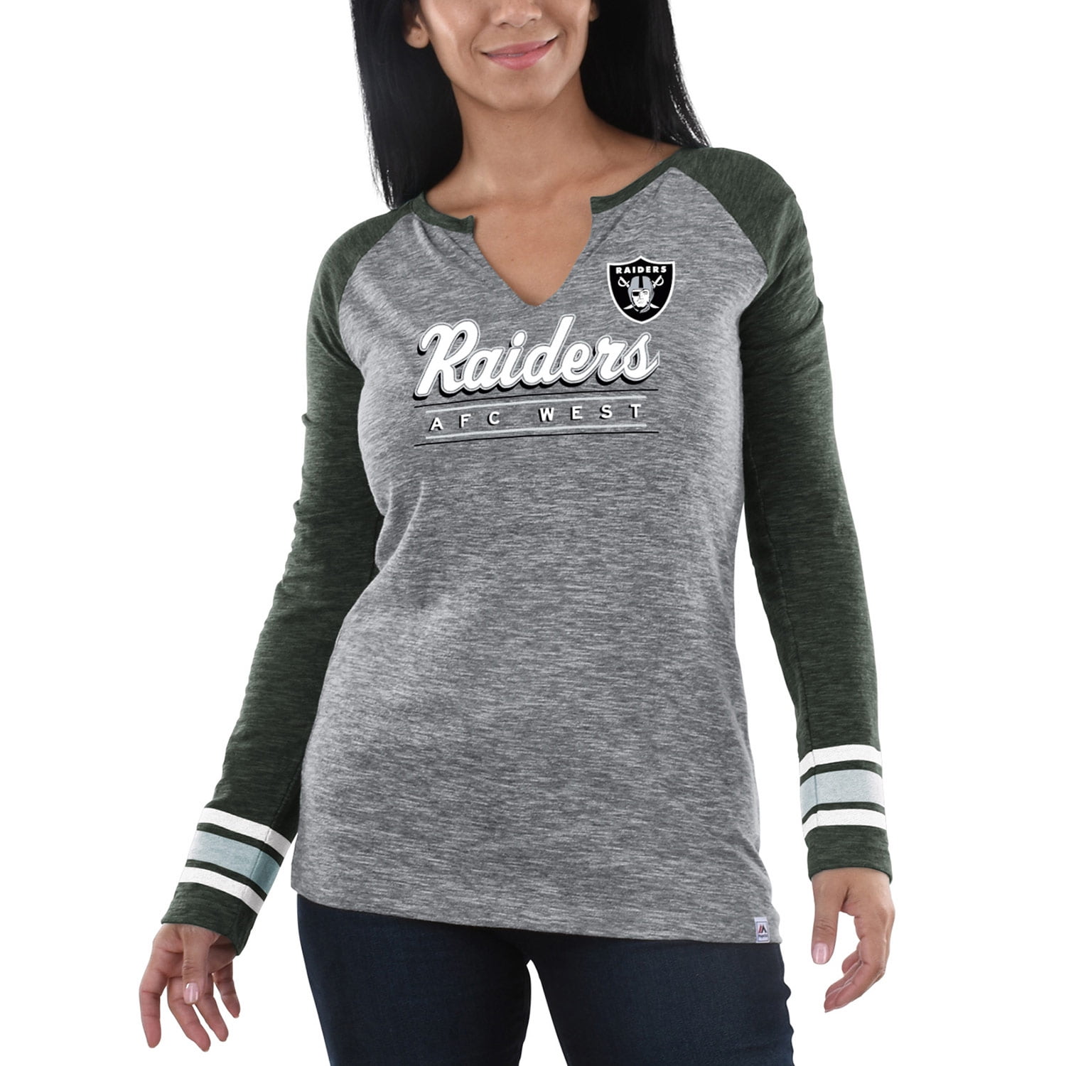 Las Vegas Raiders Majestic Women's Lead Play Long Sleeve V-Notch T-Shirt - Heathered Gray
