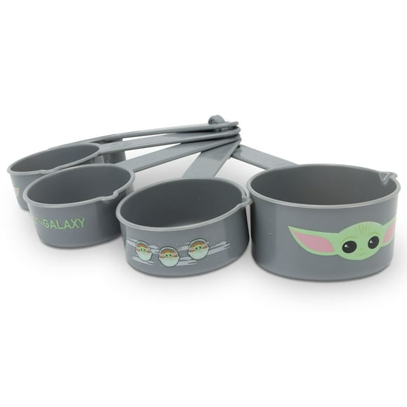 Open Road Brands Disney Star Wars The Mandalorian Measuring cups - Adorable Baby Yoda Measuring cups for Kitchen
