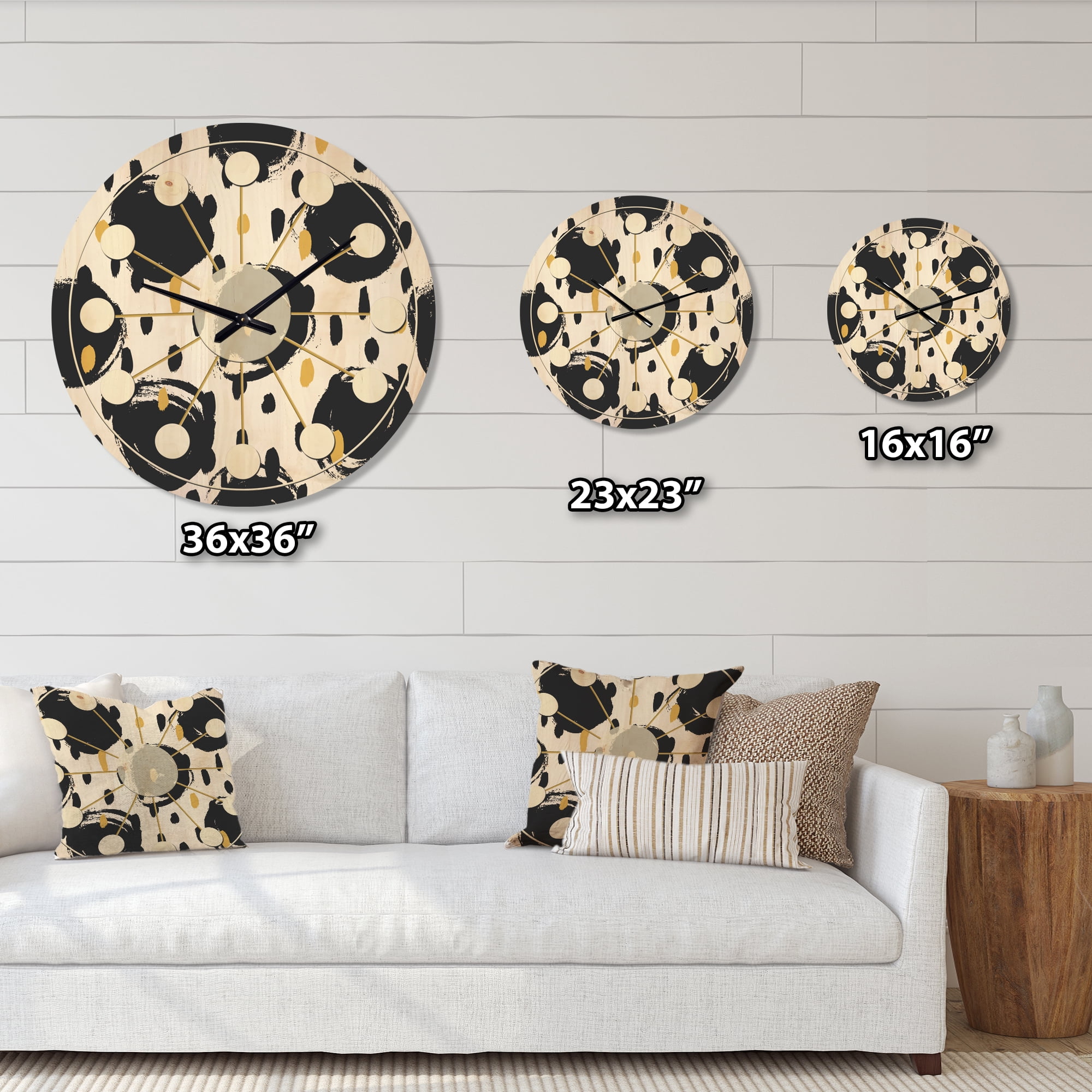 Designart 'Black and White Geometric Pattern V' Mid-Century Modern Wood Wall Clock