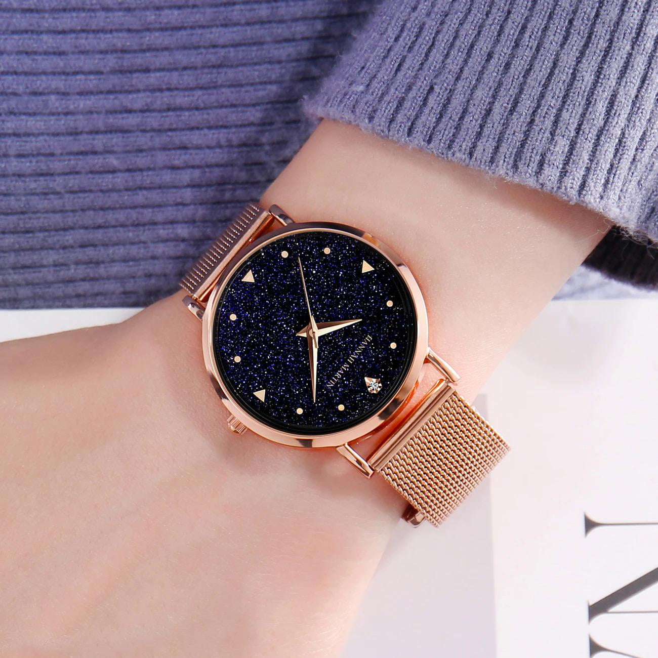 Hannah Martin Ladies Watch Japan Quartz Movement Stainless Steel Mesh Band Wristwatches Flash Night Stars Face Watches For Women