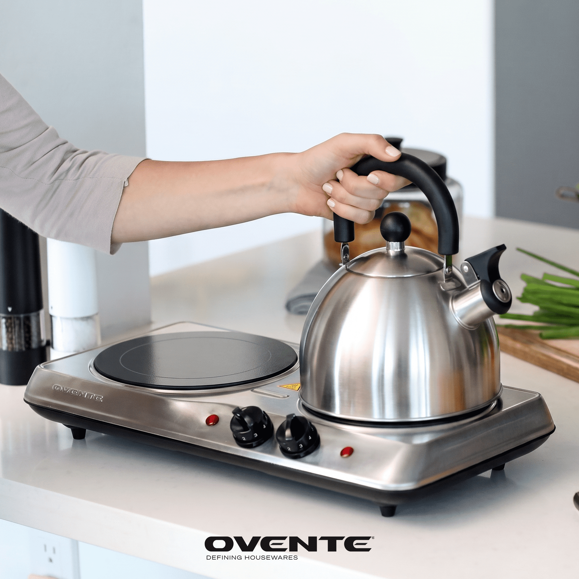OVENTE Electric Infrared Double Burner, 1700W Hot Plate, Silver BGI102S, Portable Stove with 7.75" and 6.75" Ceramic Glass Cooktop, 5 Level Temperature Setting and Easy to Clean Stainless Steel Base