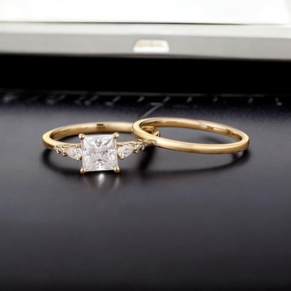 Silver & Stone Jewels Princess Cut CZ Engagement Bridal Ring Set 14K Yellow Gold Finish Silver