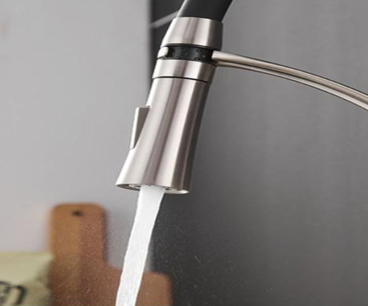 DROP Bath and Kitchen DR091020 Robinet d'évier de cuisine monotrou en laiton avec forme ronde en couleur Chrome/Noir