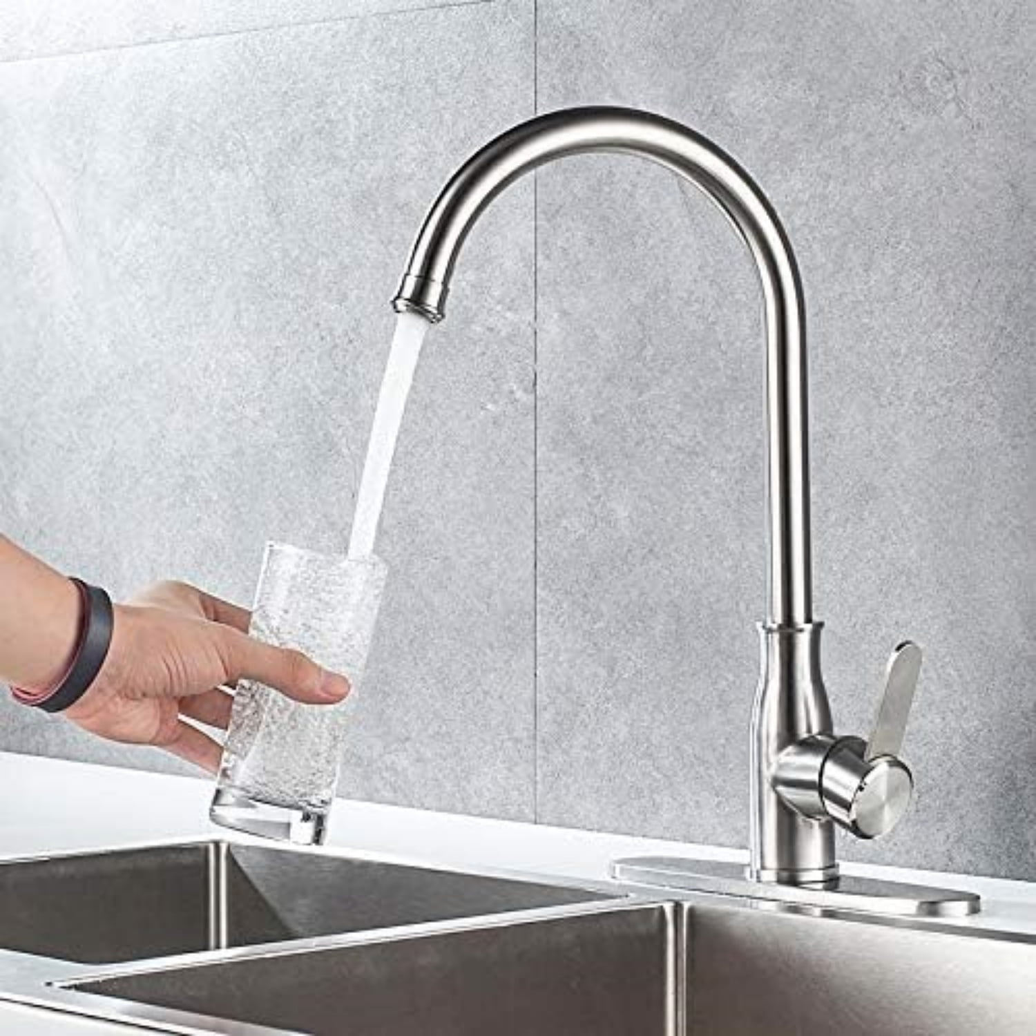 Single Handle Kitchen Faucet Stainless Steel Brushed Nickel，Modern High Arc Kitchen Sink Faucet, Commercial Bar Sink Faucet One Hole with Deck