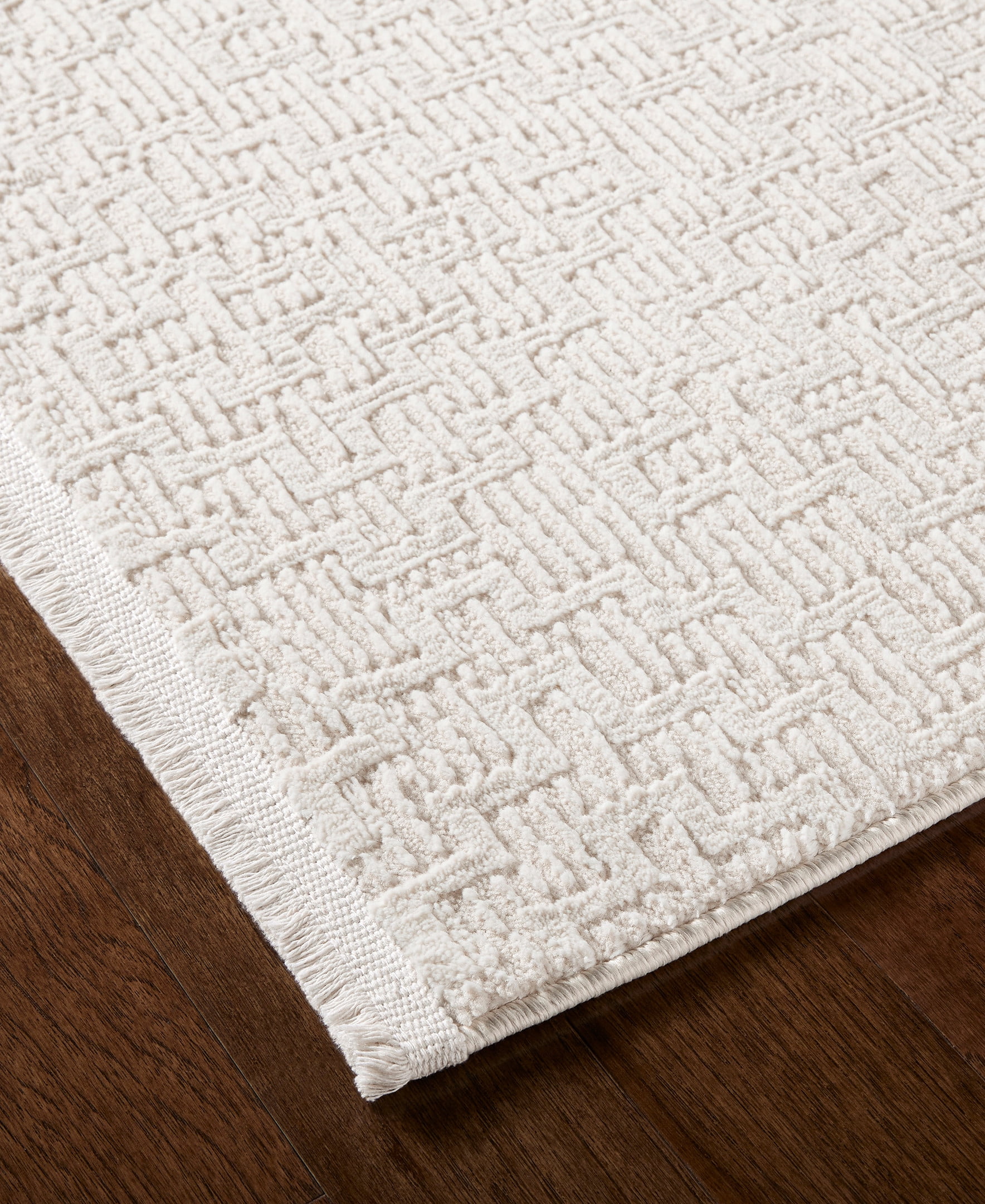 TOWN & COUNTRY LUXE Tretta Modern Geo Area Rug with Plush High-Low Texture, Ivory, 5'2"x7'2"