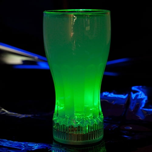 Light Up Whiskey Glass – Flashing LED Tumbler For Parties & Drinks By The Glowhouse
