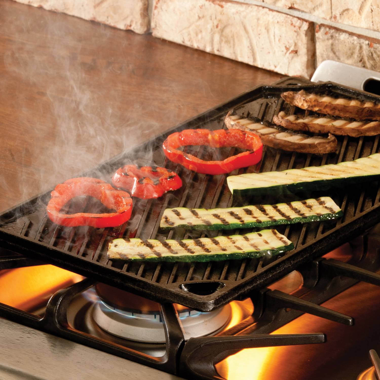 Lodge Cast Iron Seasoned Double Play Reversible Grill/Griddle