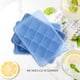 thumbnail image 4 of Juego de 2 bandejas para cubitos de hielo Tvmania de silicona con tapa, 30 cubos, 4 of 7