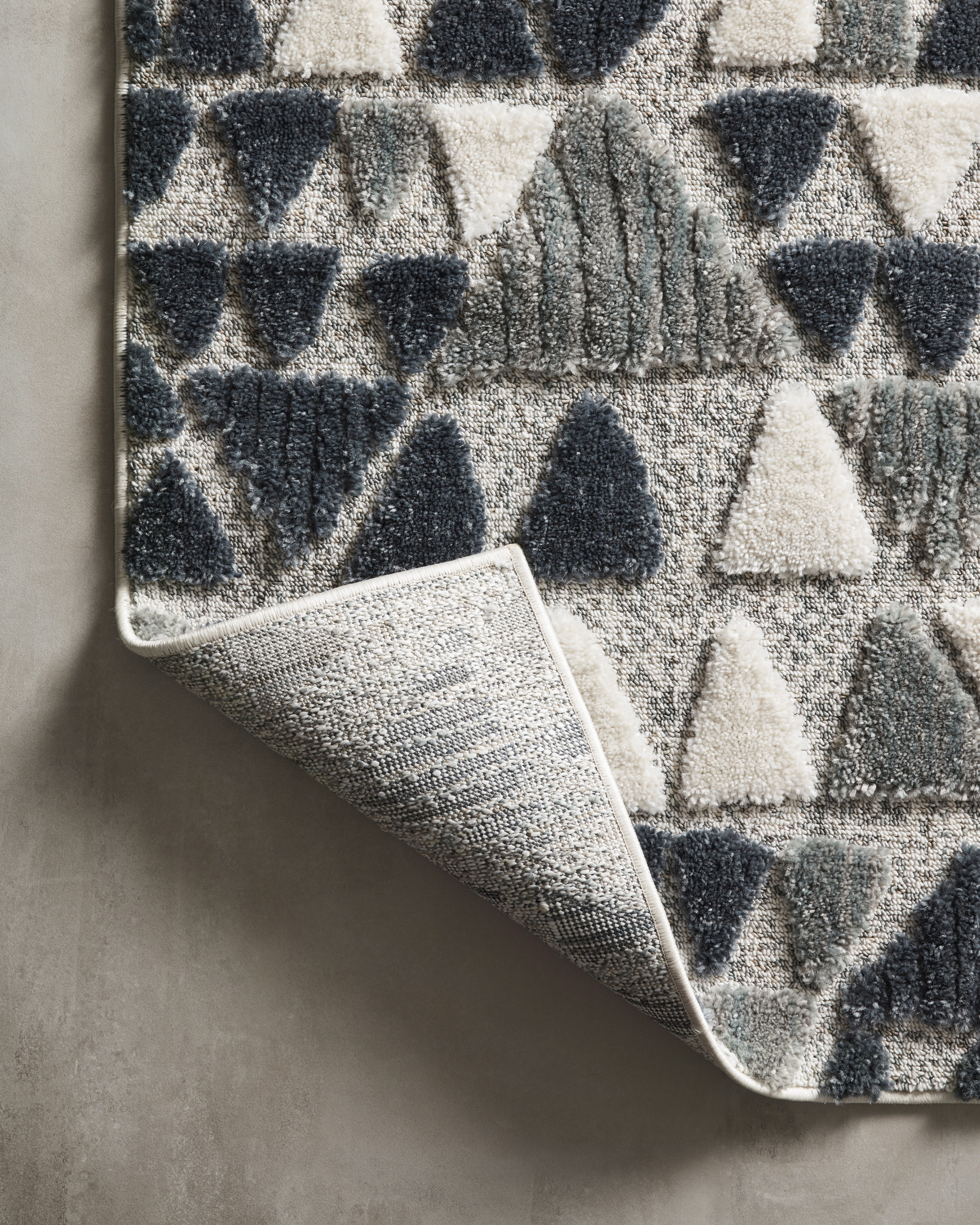 Loloi Hagen HAG-06 Slate / Denim Geometric Area Rug 5'-3" x 7'-8"
