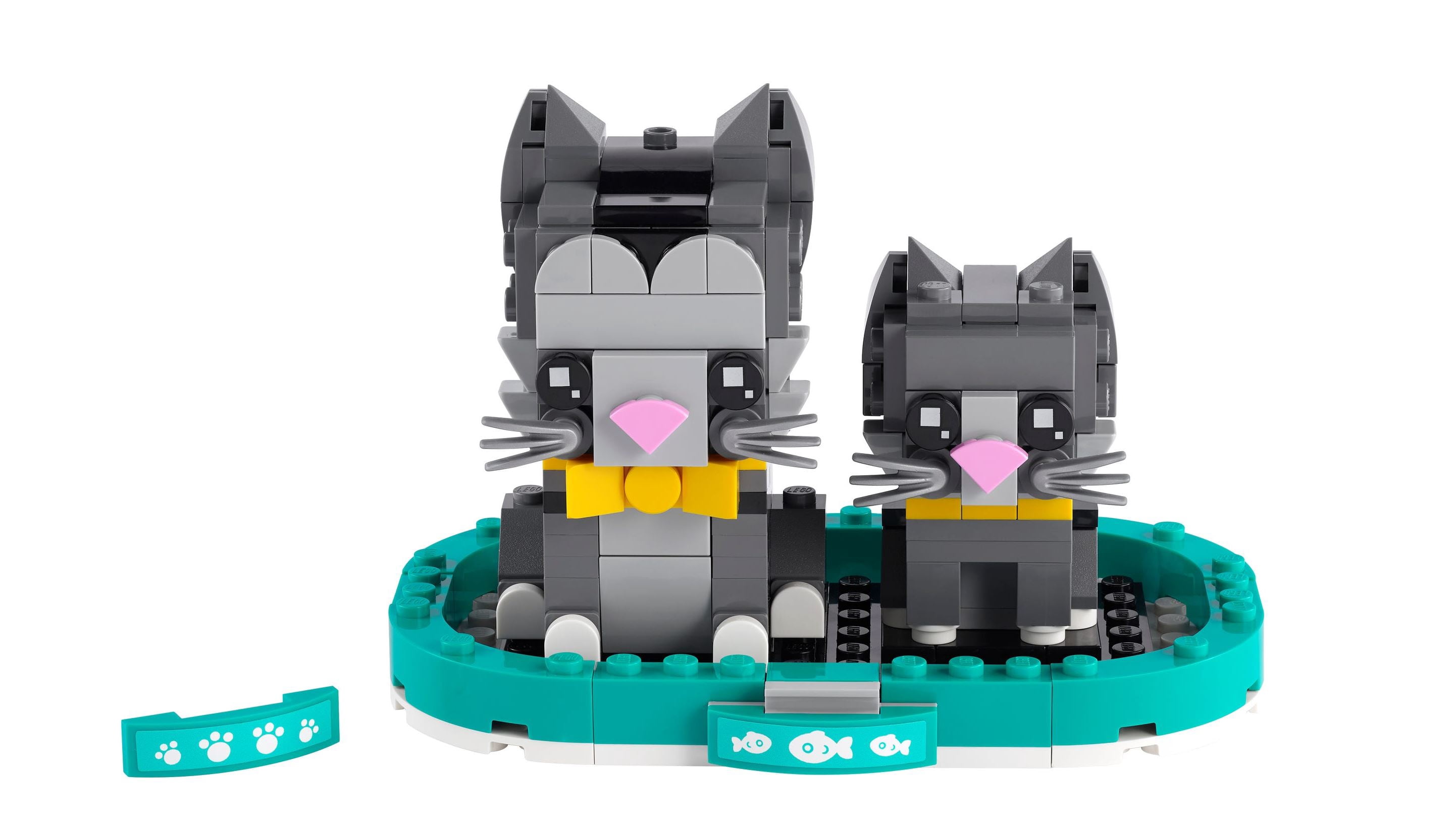 LEGO Shorthair Cats 40441 Building Set (250 Pieces)