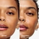 thumbnail image 2 of Sérum Clinique Moisture Surge Active Glow 50 ml de ácido hialurónico, 2 of 7