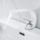 thumbnail image 2 of Grifo de baño moderno de cobre con una sola manija para agua fría y caliente, perfecto para lavabos y duchas., 2 of 5