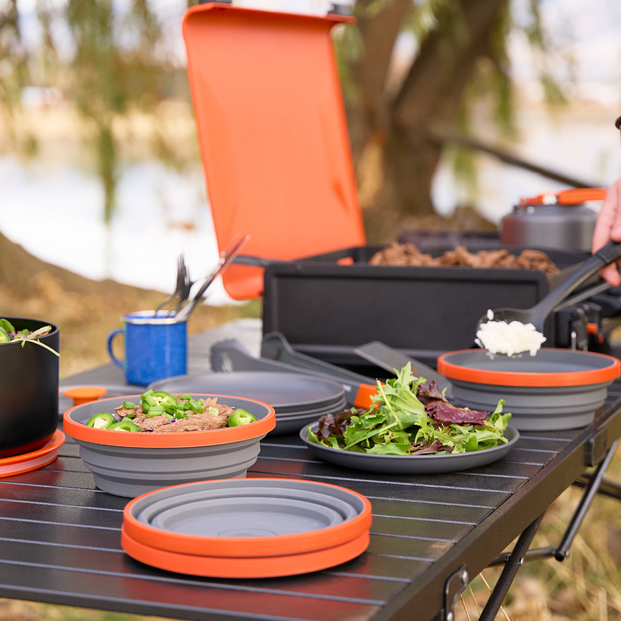 Blackstone 10 Piece Camping Tableware Set