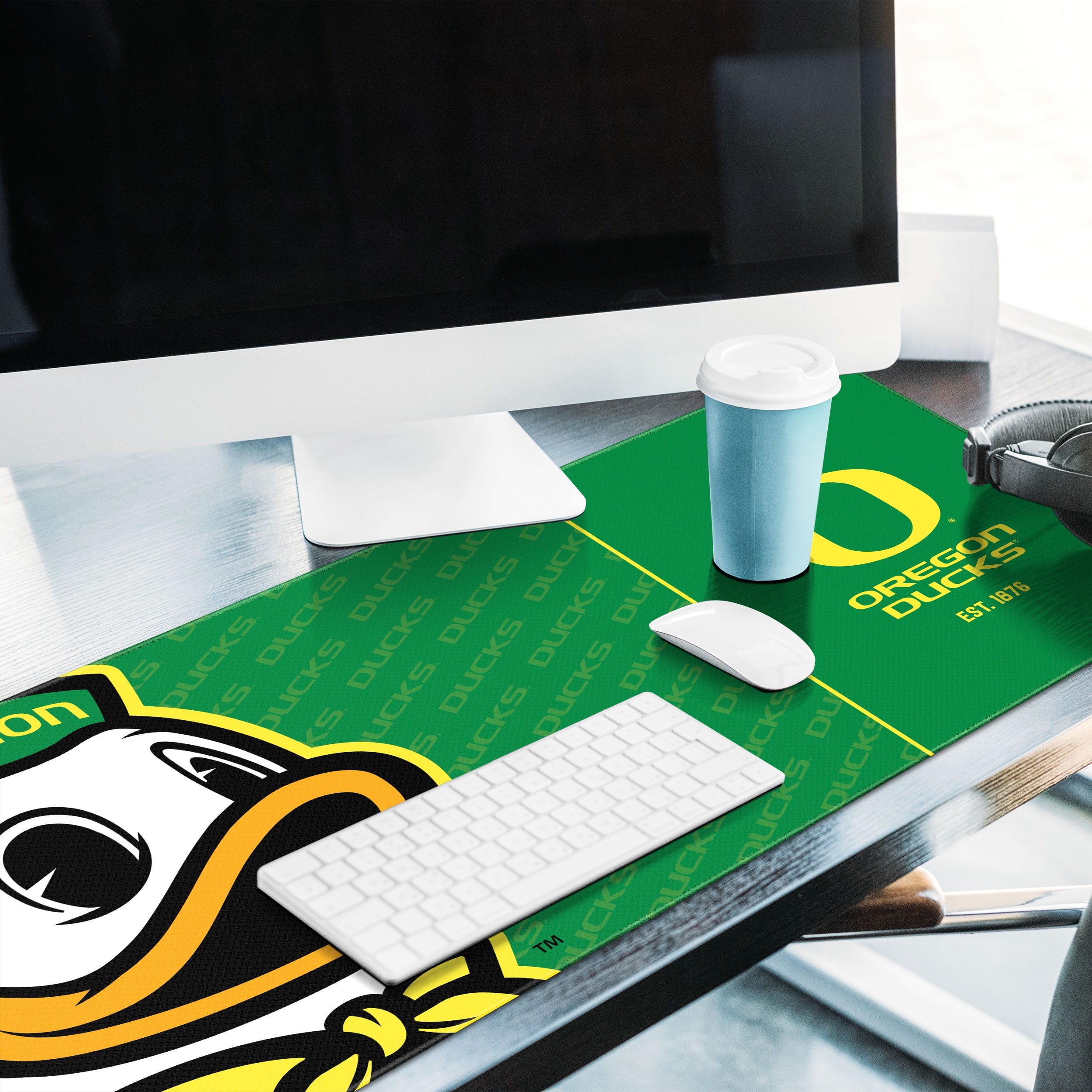 YouTheFan NCAA Oregon Ducks Logo Series Desk Pad
