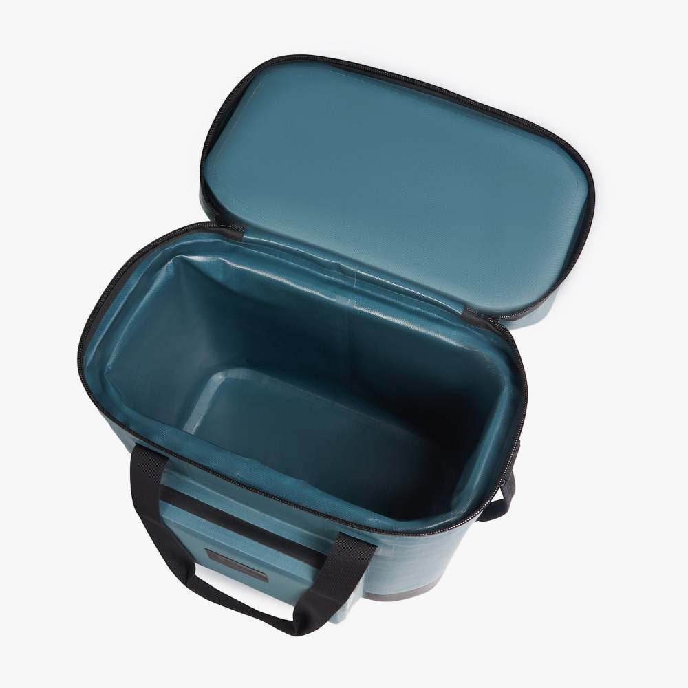 Igloo Trailmate 30-Can Cooler Bag