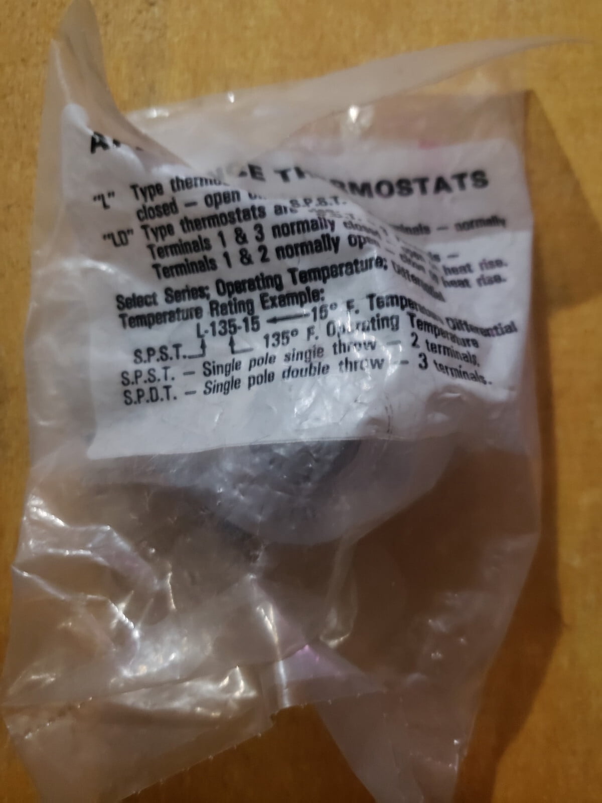 Robertshaw Dryer Thermostat 8620-552 (Replaces ET106)
