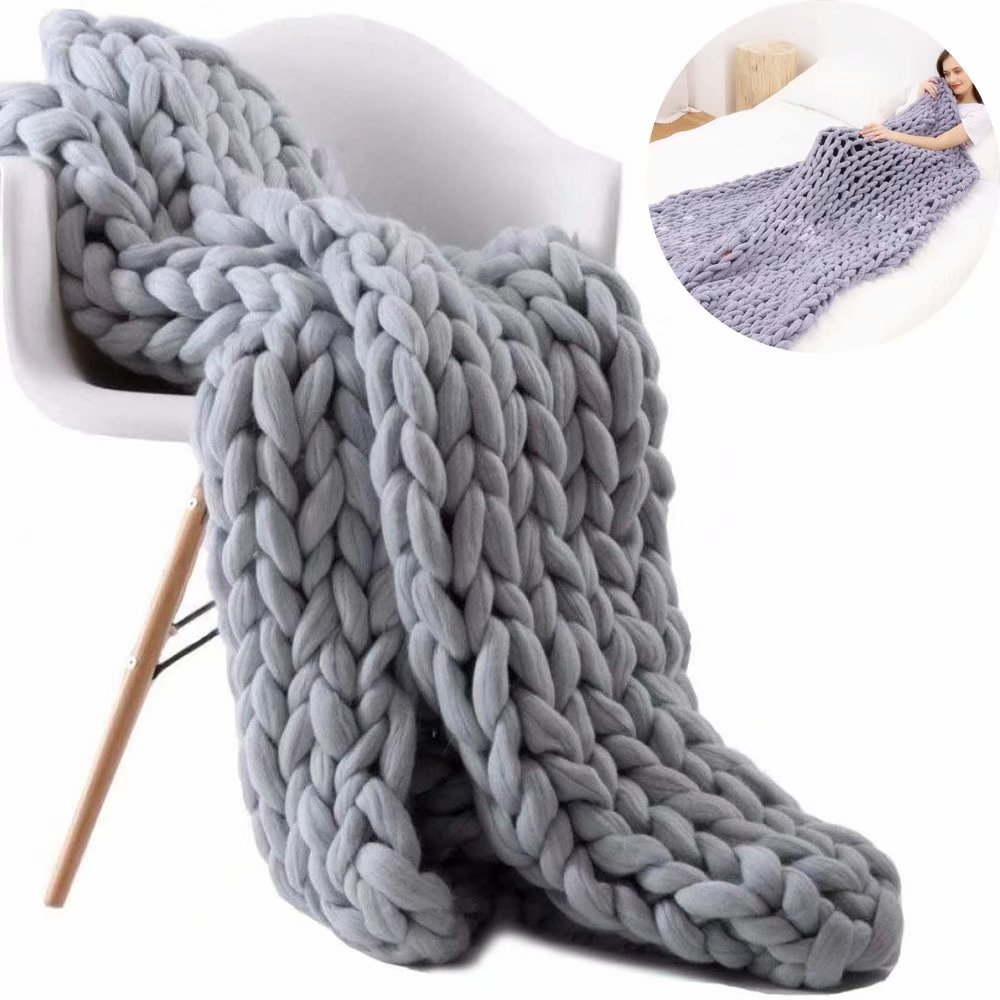 39.4''x59'' Chunky Knit Throw Blanket, Bundle with Knitted Throw