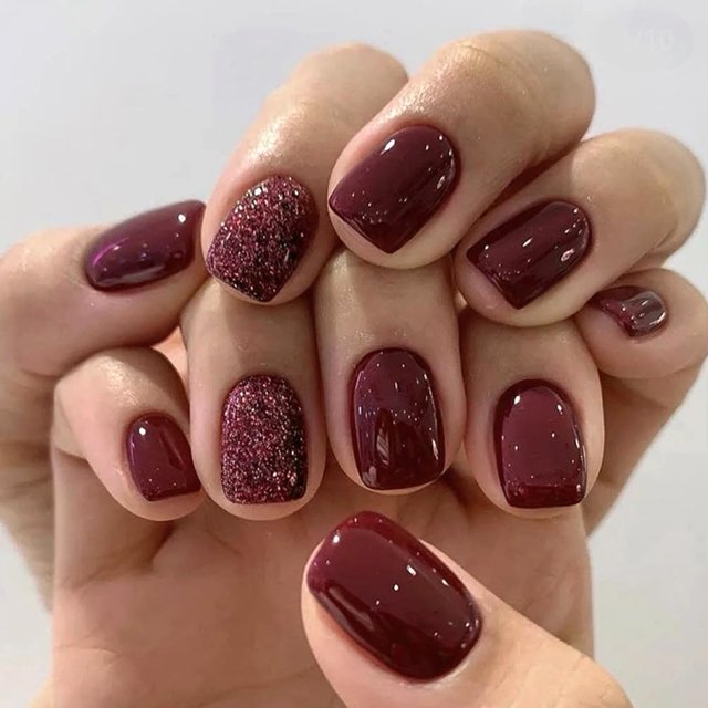 Short Press on Nails Square Fake Nails 24Pcs Red False Nails with Solid Colour&Glitte Powder Designs Acrylic Nails Press ons Artificial Nails Stick on Nails for Women