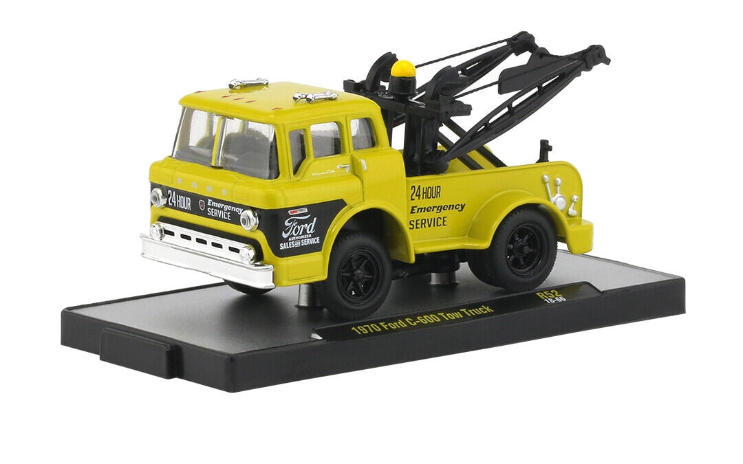 M2 Machines 1:64 Auto Trucks Release 52 AUTO TRUCKS 1970 Ford C 600 Tow  Truck 32500-52-18-66