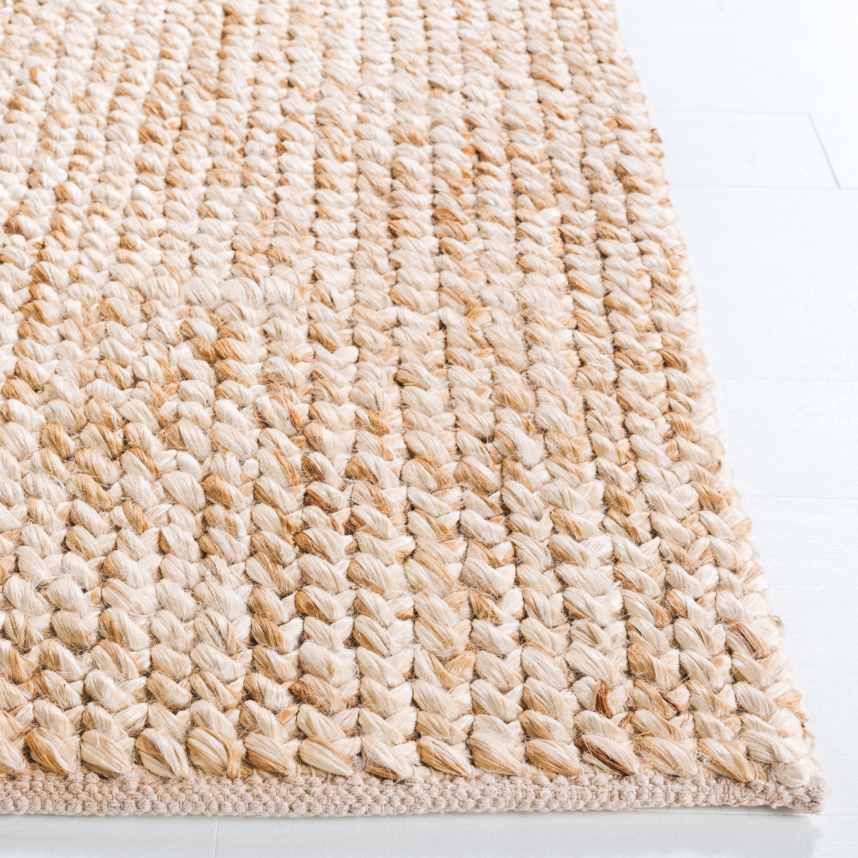 SAFAVIEH Natural Fiber Alayna Solid Area Rug, Natural/Bleach, 4' x 6'