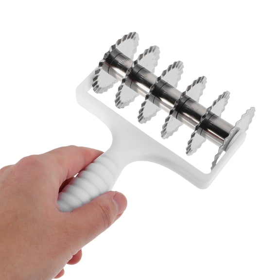MERRYHAPY Stainless Steel Manual Dough Cutter for Easy and Efficient Kitchen Use, Perfect for Noodle and Pastry Preparation