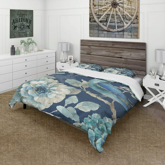Designart 'Indigold Bird Cottage Family III' Cottage Duvet Cover Set
