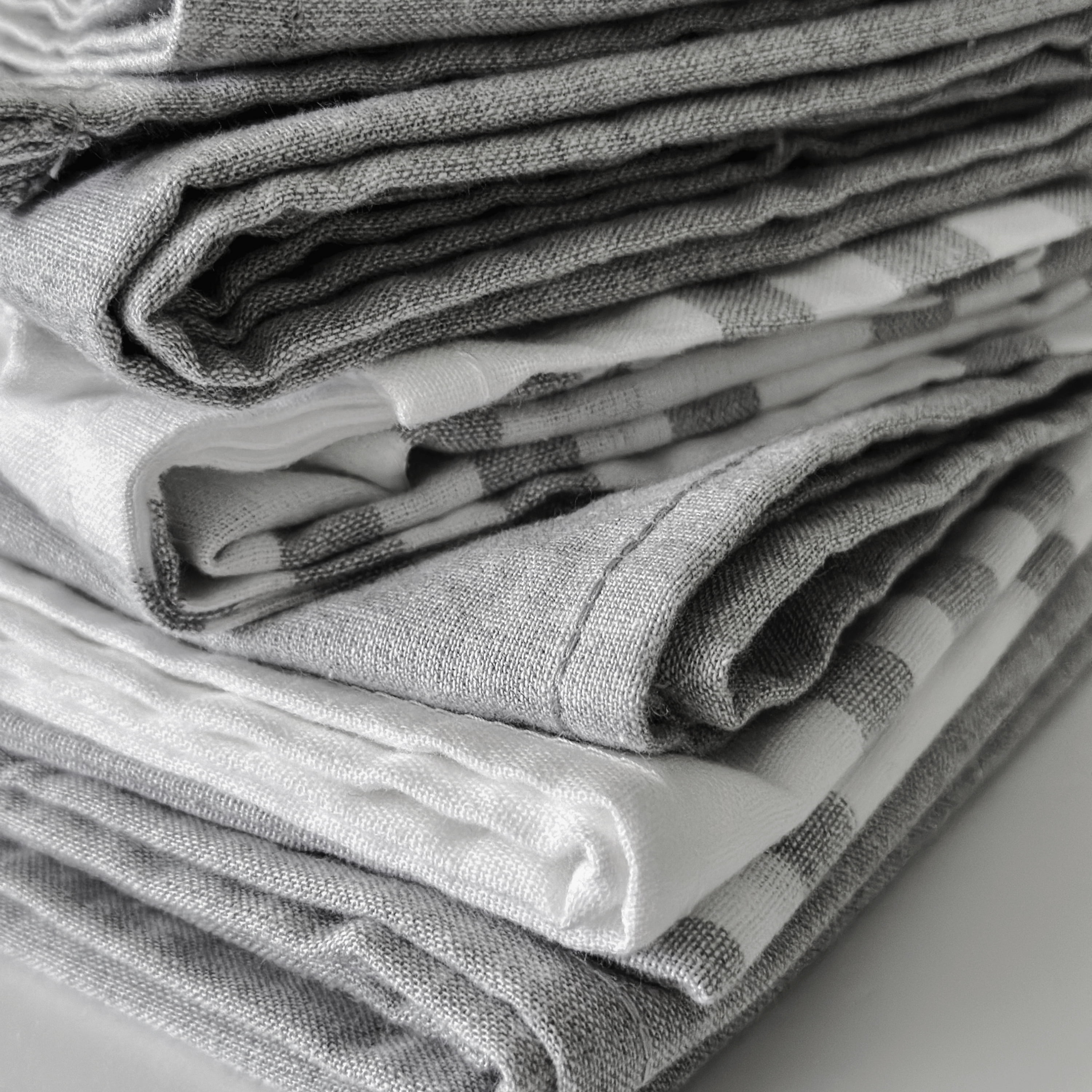 Mainstays 5-Pack Flour Sack Kitchen Towels, White & Gray Stripe, 30 in x 30 in