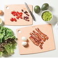 thumbnail image 5 of Tabla de cortar Epicurean Kitchen Series, 44,45 x 33,02 cm, color natural, 5 of 5