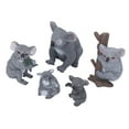thumbnail image 3 of 5 figuras de koala de diferentes estilos, realistas, con ricos detalles, de plástico suave, para decoración de escritorios y estantes del hogar., 3 of 14