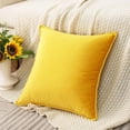 thumbnail image 2 of Paquete de 2 fundas de almohada de terciopelo amarillo brillante, decorativas de primavera, suaves para sofá, cama, sala de estar, oficina, 18.0 x 18.0 in, 2 of 5