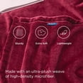 thumbnail image 4 of Manta Bedsure GentleSoft de forro polar rojo 127 x 152 cm 300 g/m², 4 of 8