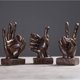 thumbnail image 3 of Decoración de escultura de mano, estatua de dedo, decoraciones de escritorio de resina, marrón, dedo de victoria, 3 of 5