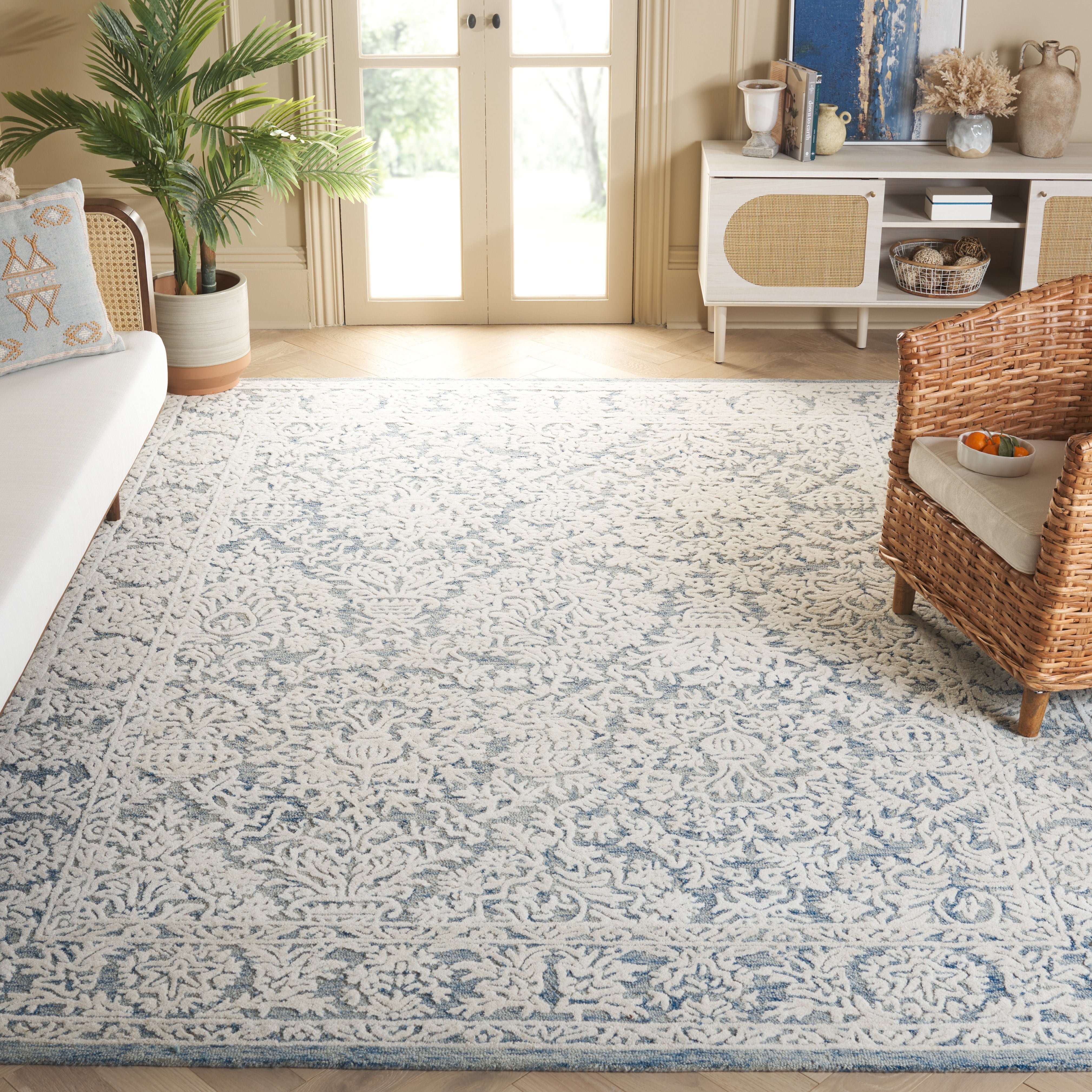 SAFAVIEH Metro Amias Medallion Area Rug, Blue/Ivory, 8' x 10'