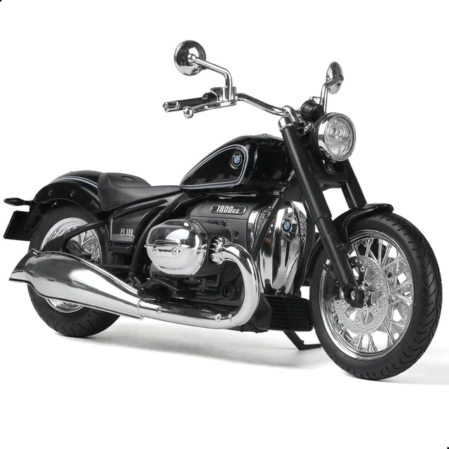 Nuotie 1/12 motorcycle model toy for BMW R18 in black, crafted with alloy die-cast materials and detailed features like rotatable support pedals and twistable front wheels. The model includes a clear R18 logo, chrome accents, and measures 6.69×2.76×3.94 inches. Perfect for collectors, mini racing moto enthusiasts, or as a gift.