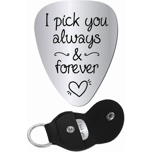 Púas de guitarra de acero inoxidable grabadas "I Pick You Always and Forever" con funda de cuero para llavero.
