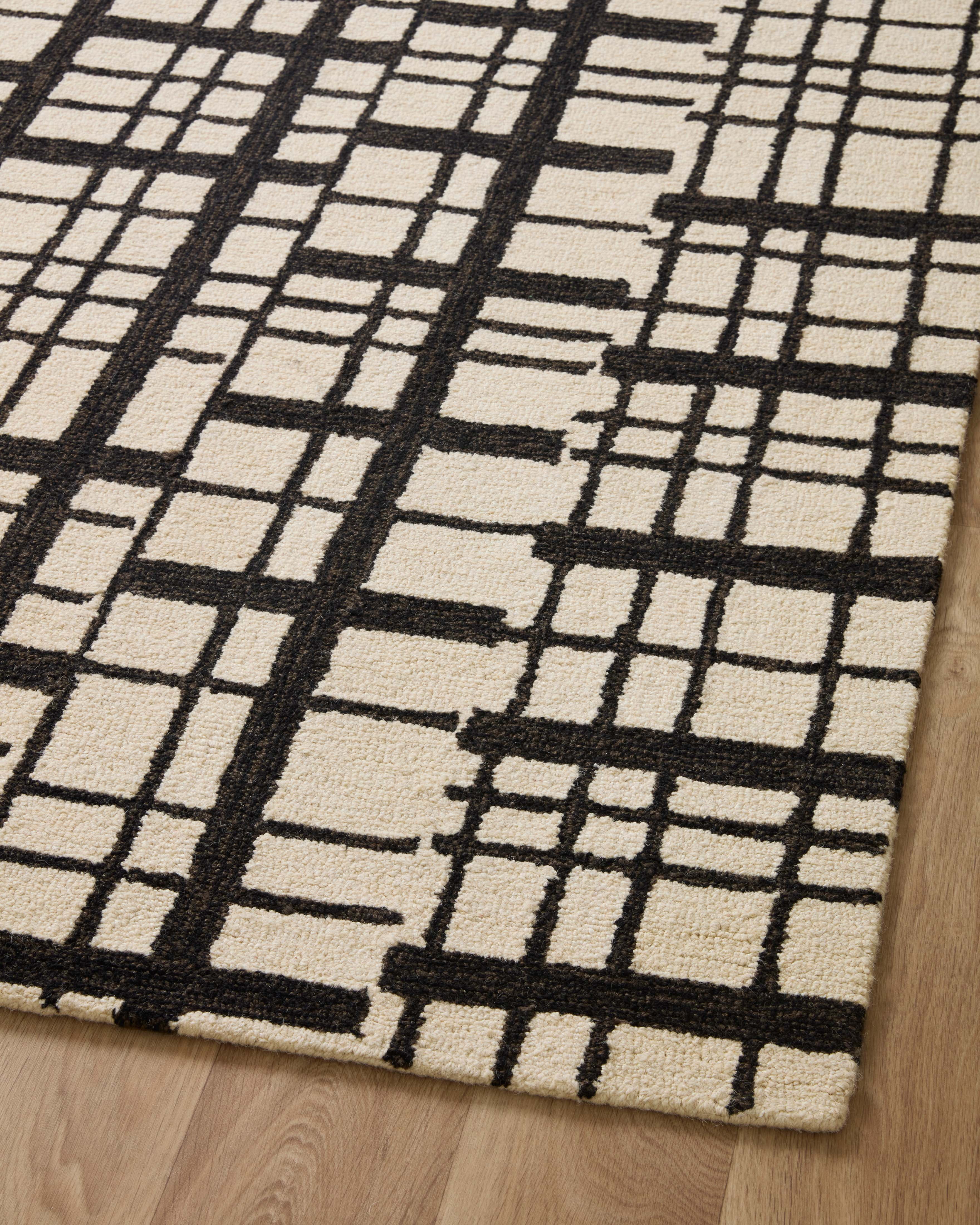 Chris Loves Julia x Loloi Polly Plaid Black/Ivory 2'-3" x 3'-9" Area Rug