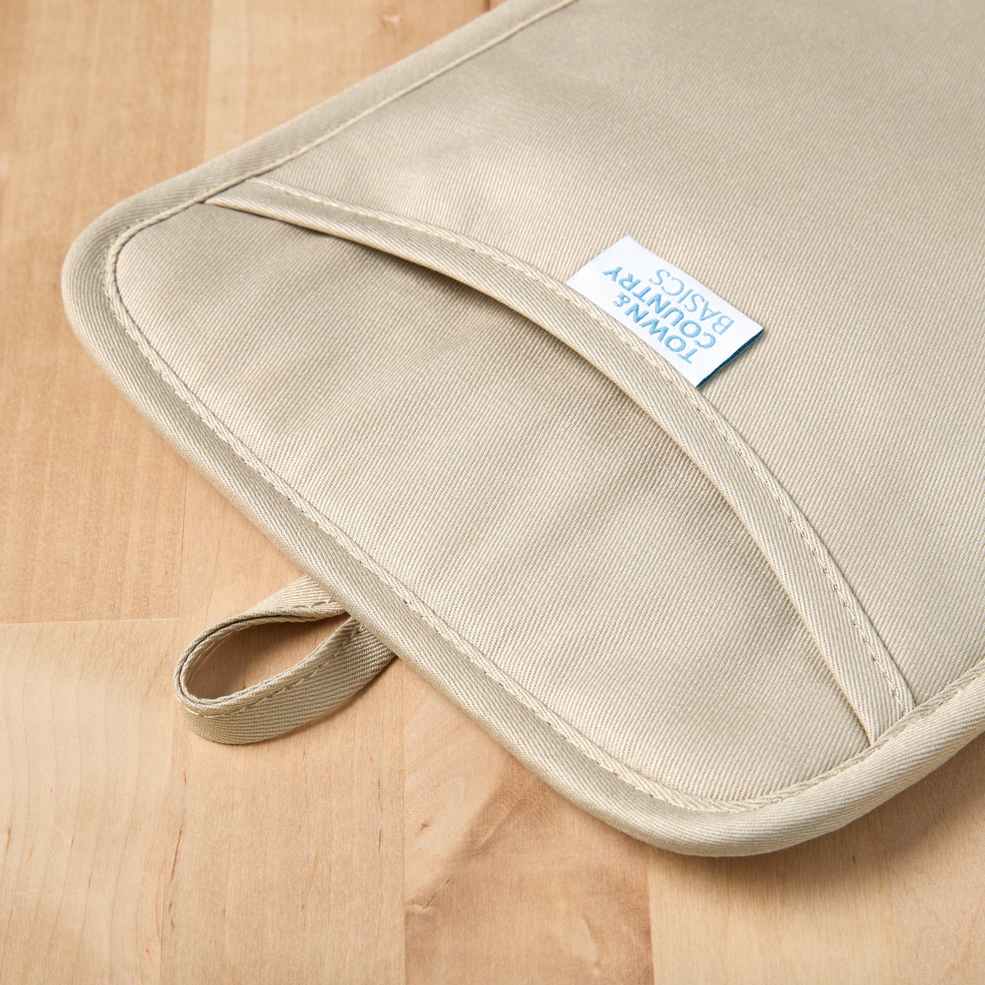 TOWN & COUNTRY BASICS Basketweave Soft Silicone Pot Holder 2-Pack Set, Heat Resistant up to 500F, Flexible Silicone, Non-Slip Grip, Beige, 7.5"x10"