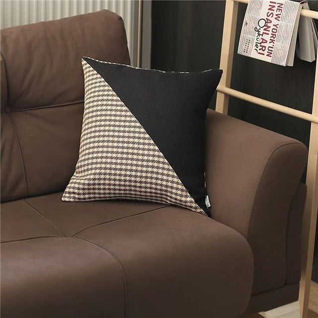 HomeRoots 399464 Brown Houndstooth Modern Decorative Throw Pillow, Multi Color