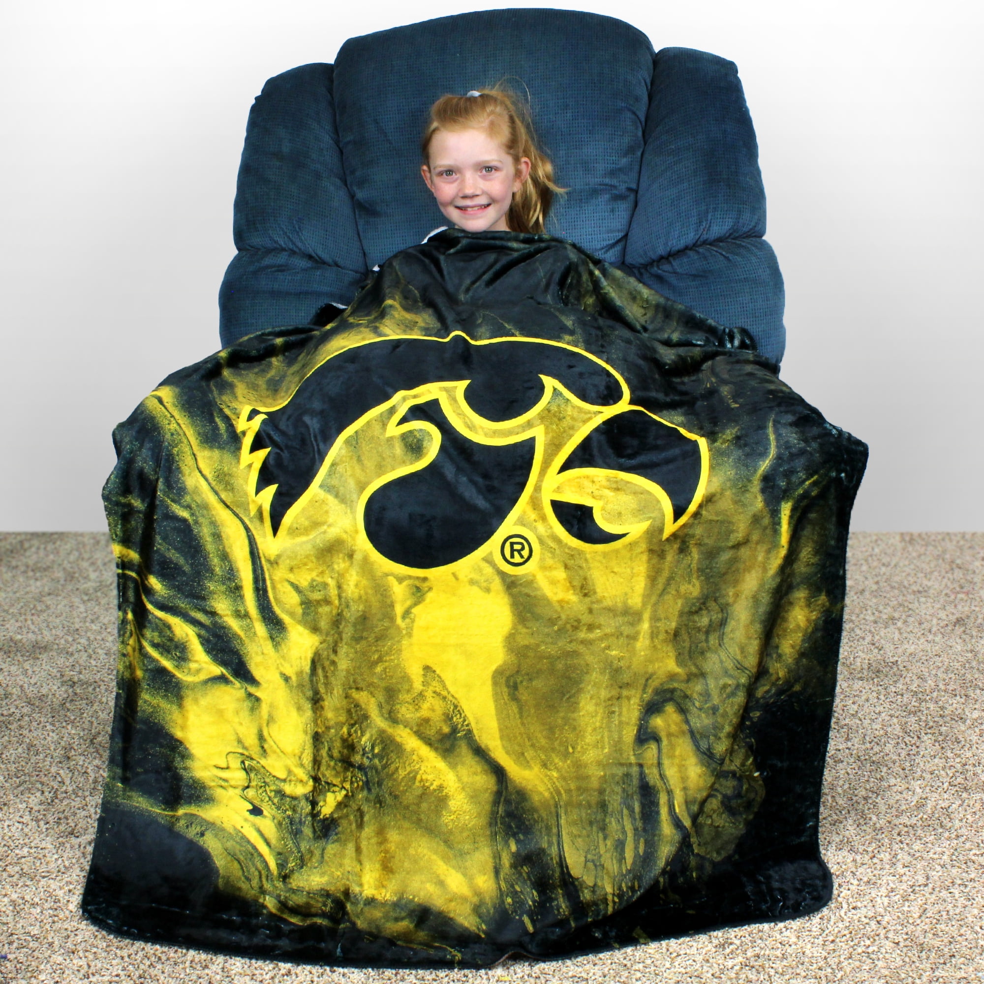 College Covers Iowa Hawkeyes Sublimated Soft Throw Blanket, 42" x 60"