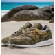 thumbnail image 2 of Size 8 - New Balance M997FGG "Winter Peaks", 2 of 6