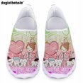 thumbnail image 1 of Zapatos planos casuales con estampado de enfermera de dibujos animados degradados de Doginthehole, nuevos zapatos de enfermería de moda para damas, zapatos de malla ligeros y transpirables, 1 of 5