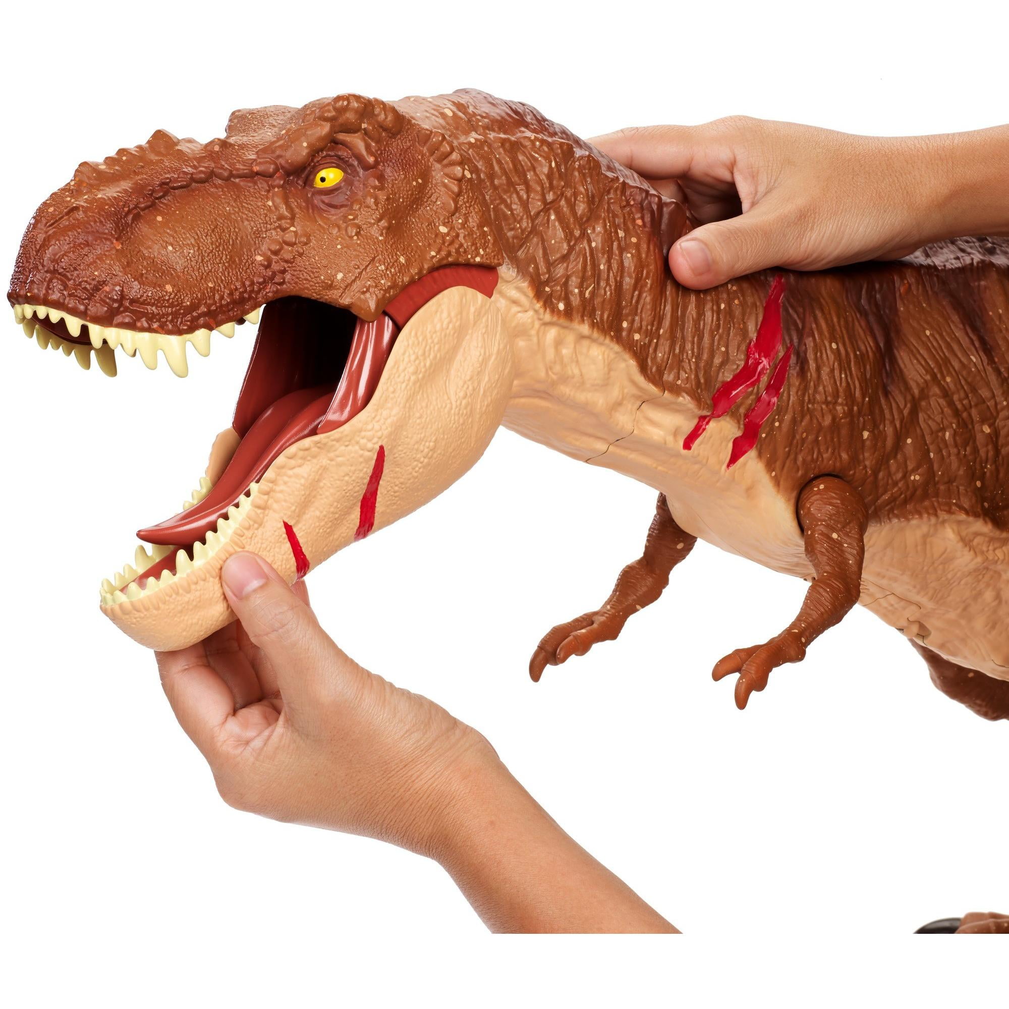 Buy Jurassic World Jurassic World Battle Damage Roarin' Super Colossal Tyrannosaurus  Rex Figure Online at Low Prices in India 