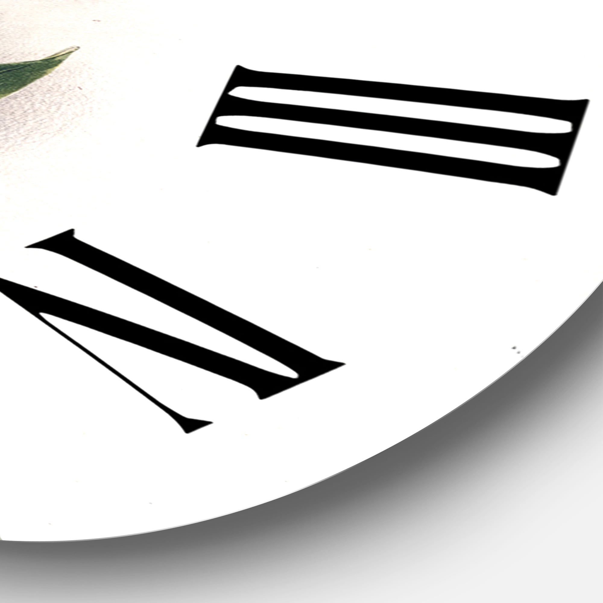 Designart 1 in Traditional Wall Clock