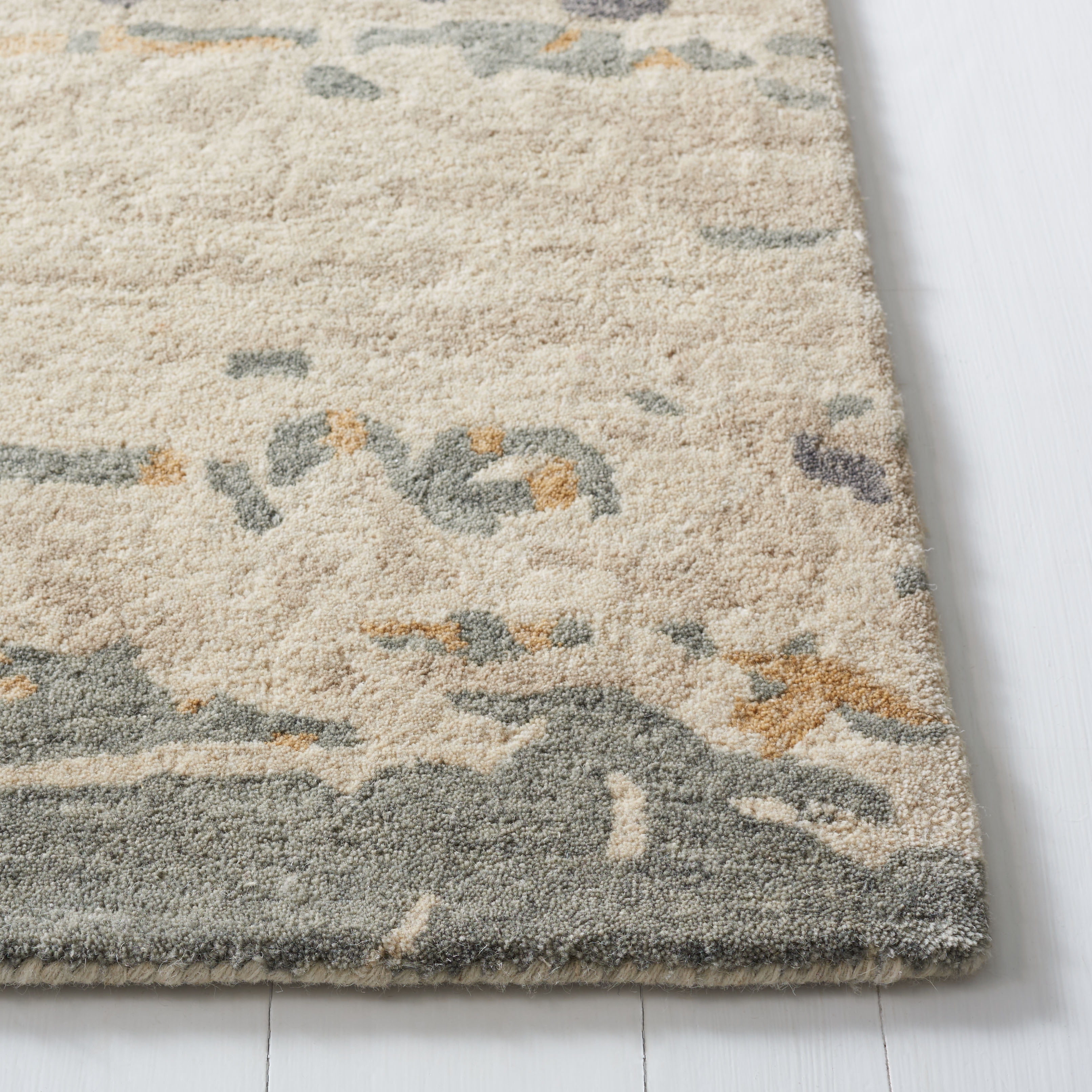 SAFAVIEH Soho Lue Abstract Area Rug, Beige/Grey, 5' x 8'